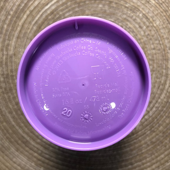 Starbucks Reusable Cup Purple with Red Lips - Picture 4 of 4